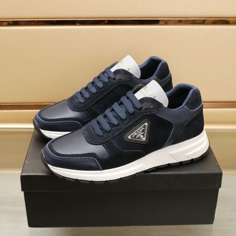 Pra*a casual shoes